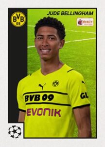 2021-22 Topps UEFA Champions League Soccer Hobby Box (24 Packs/8 Cards: 18 Inserts)